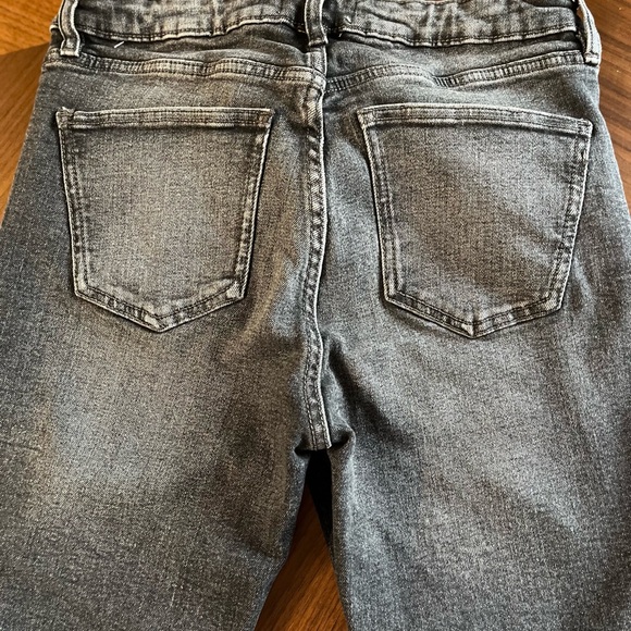 TRF MID-RISE FLARE CROPPED JEANS ANTHRACITE GREY size: 28 us:6 - Picture 5 of 6